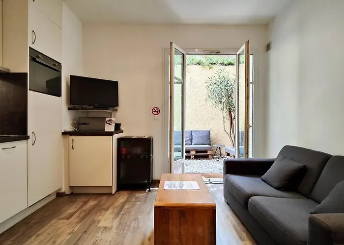Appartement Maison Jeanne By Booking Guys